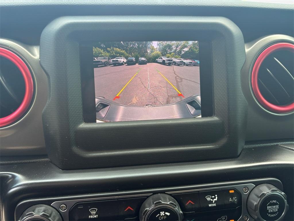 used 2022 Jeep Gladiator car, priced at $33,399