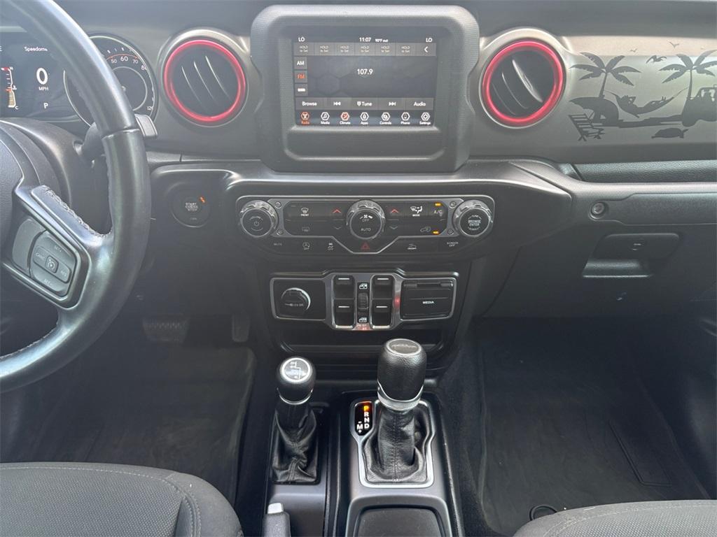 used 2022 Jeep Gladiator car, priced at $33,399