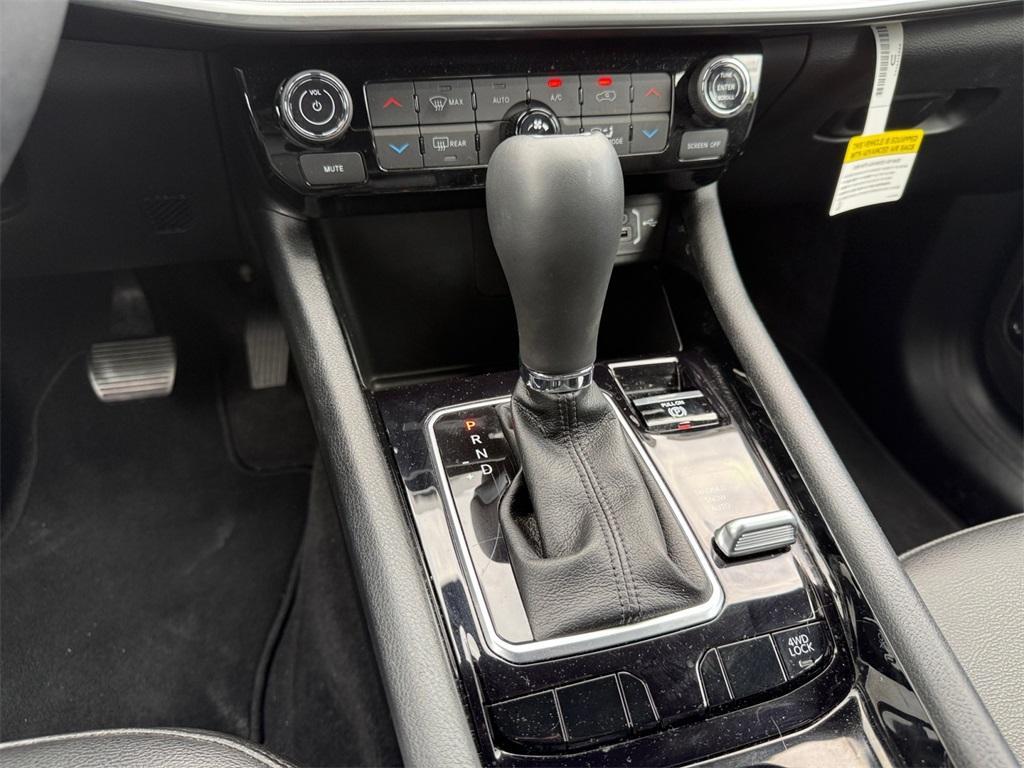 used 2024 Jeep Compass car, priced at $27,999
