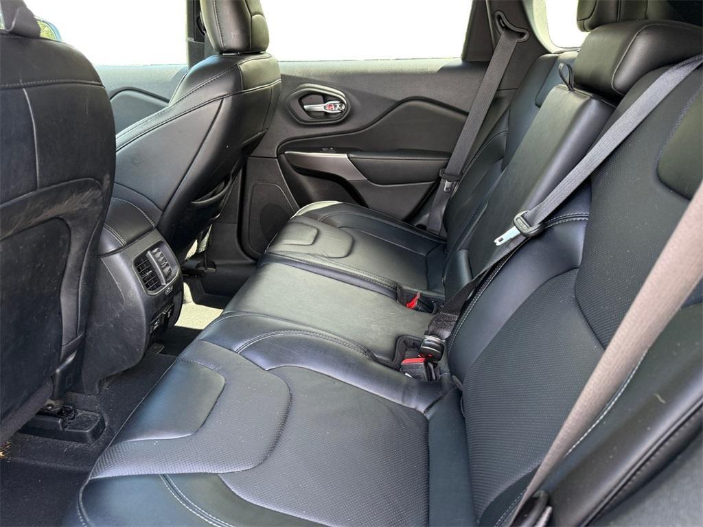 used 2022 Jeep Cherokee car, priced at $24,899