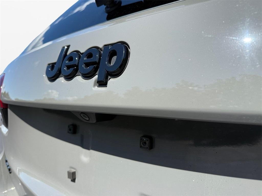 used 2019 Jeep Grand Cherokee car, priced at $20,999