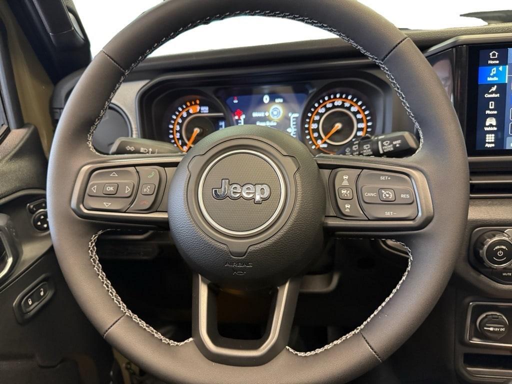 new 2025 Jeep Wrangler car, priced at $53,335