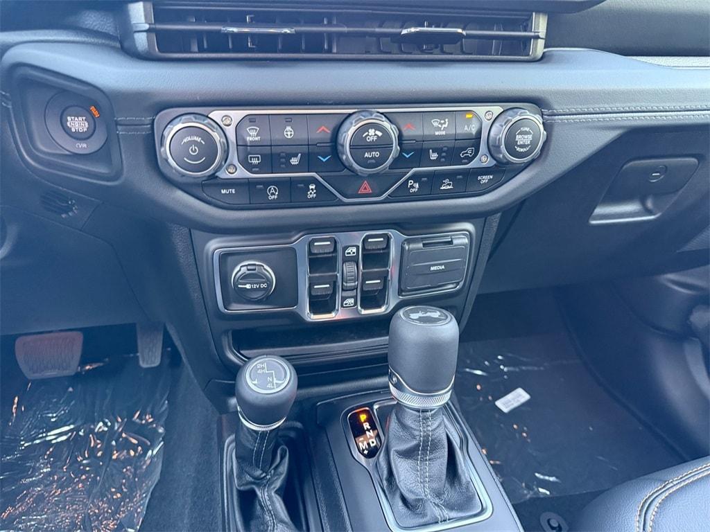 new 2025 Jeep Wrangler car, priced at $56,410