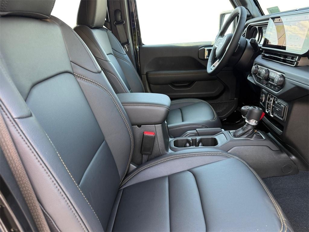 new 2025 Jeep Wrangler car, priced at $56,410