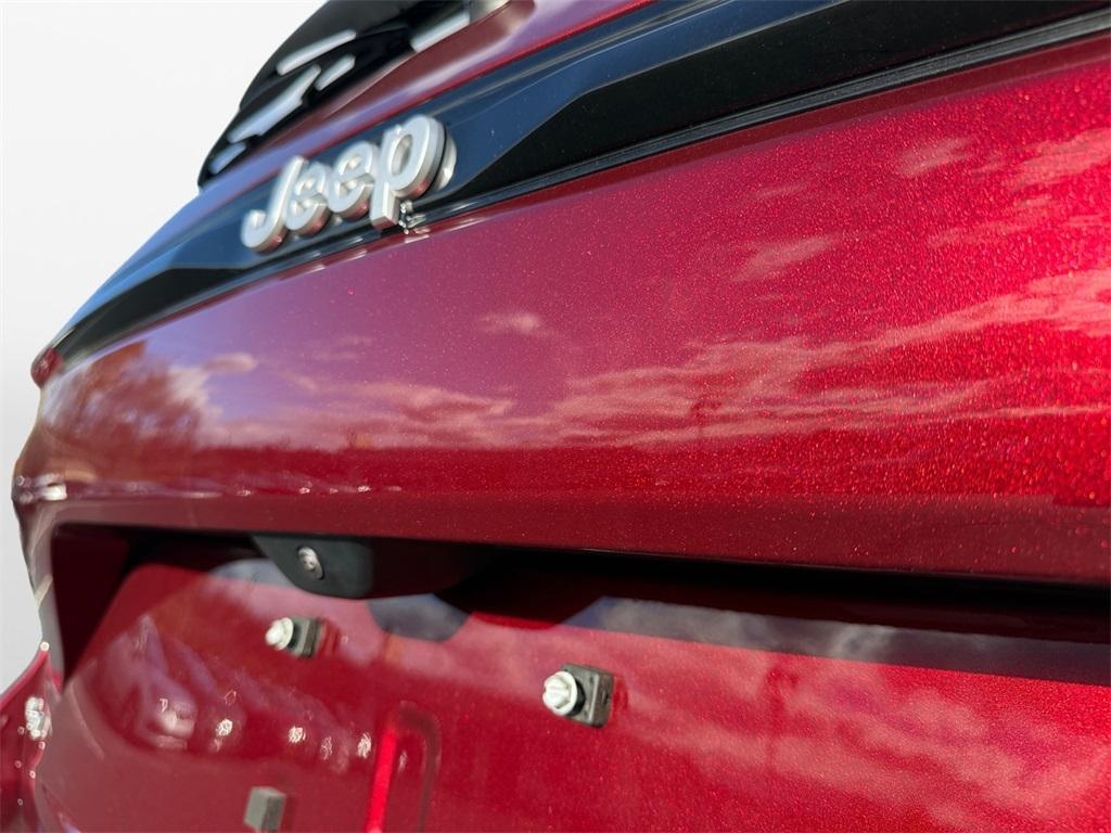 new 2025 Jeep Grand Cherokee car, priced at $40,420