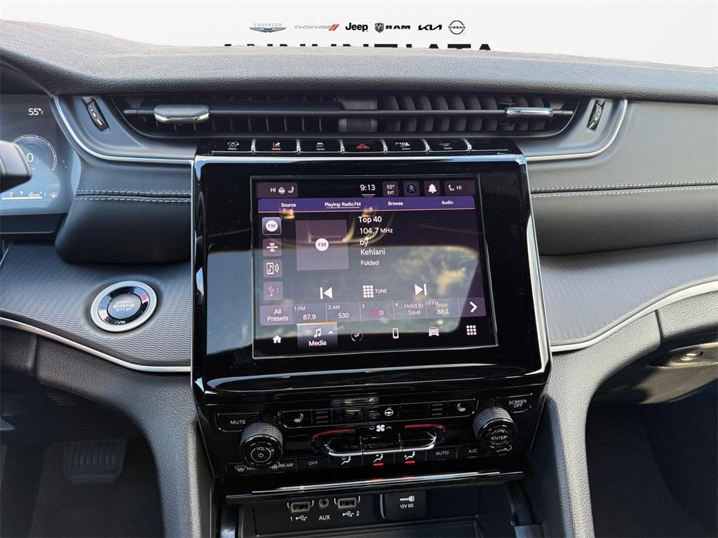 new 2025 Jeep Grand Cherokee car, priced at $40,420