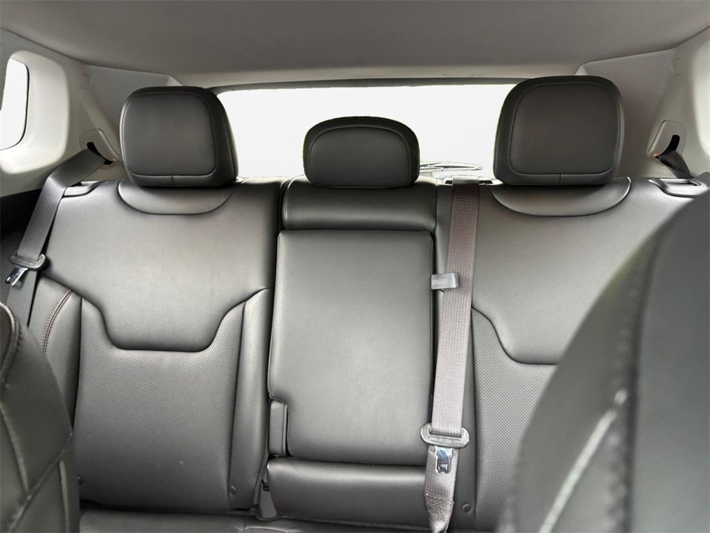 used 2022 Jeep Compass car, priced at $23,999