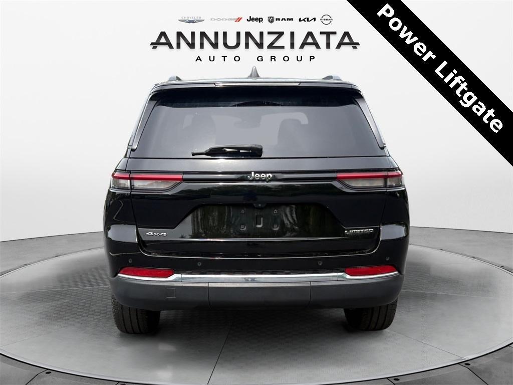 used 2022 Jeep Grand Cherokee car, priced at $32,499