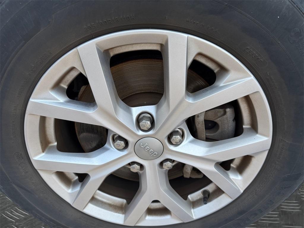 used 2021 Jeep Grand Cherokee L car, priced at $29,999