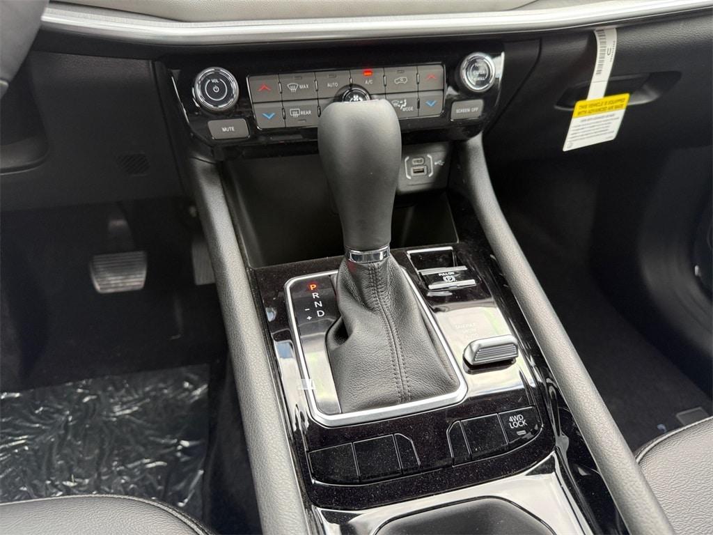 new 2025 Jeep Compass car, priced at $34,585