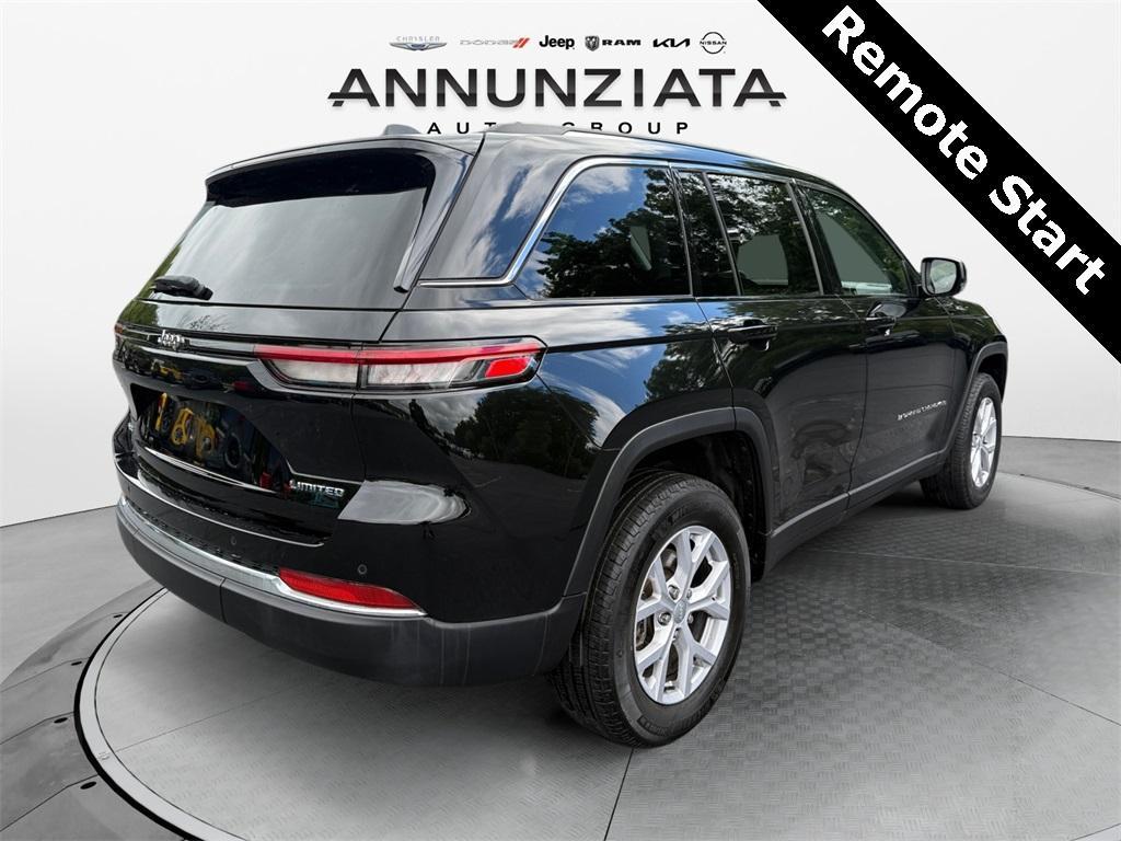 used 2022 Jeep Grand Cherokee car, priced at $32,999