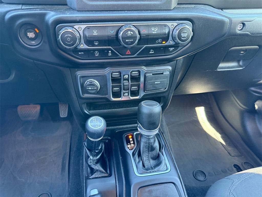 used 2022 Jeep Gladiator car, priced at $33,199