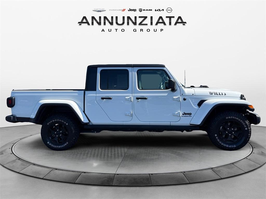 used 2022 Jeep Gladiator car, priced at $33,199