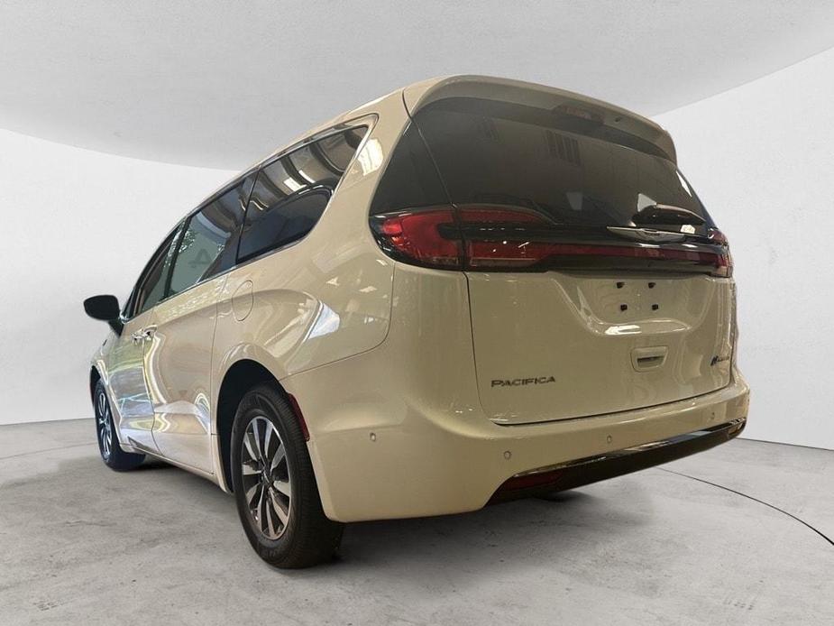 new 2023 Chrysler Pacifica Hybrid car, priced at $47,980