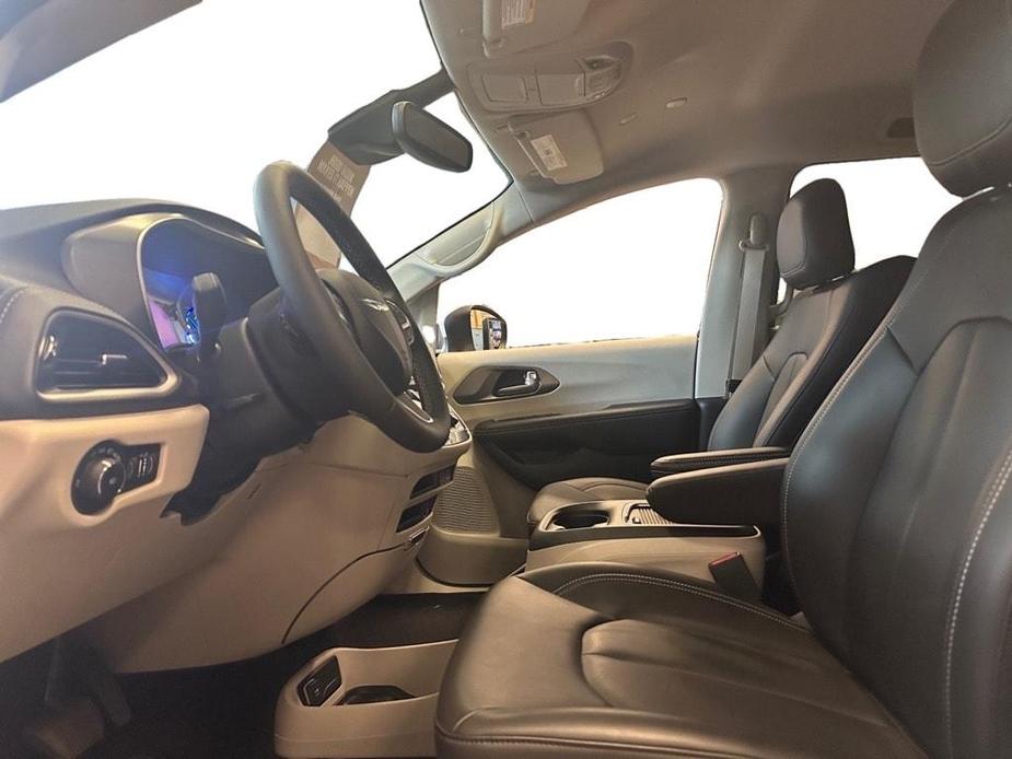 new 2023 Chrysler Pacifica Hybrid car, priced at $47,980