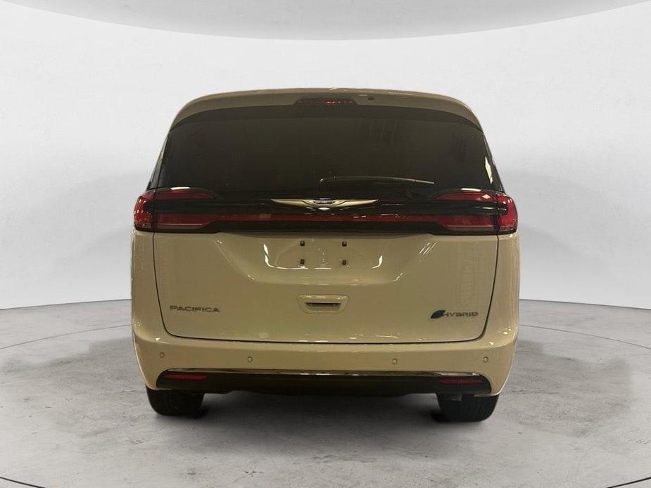 new 2023 Chrysler Pacifica Hybrid car, priced at $47,980