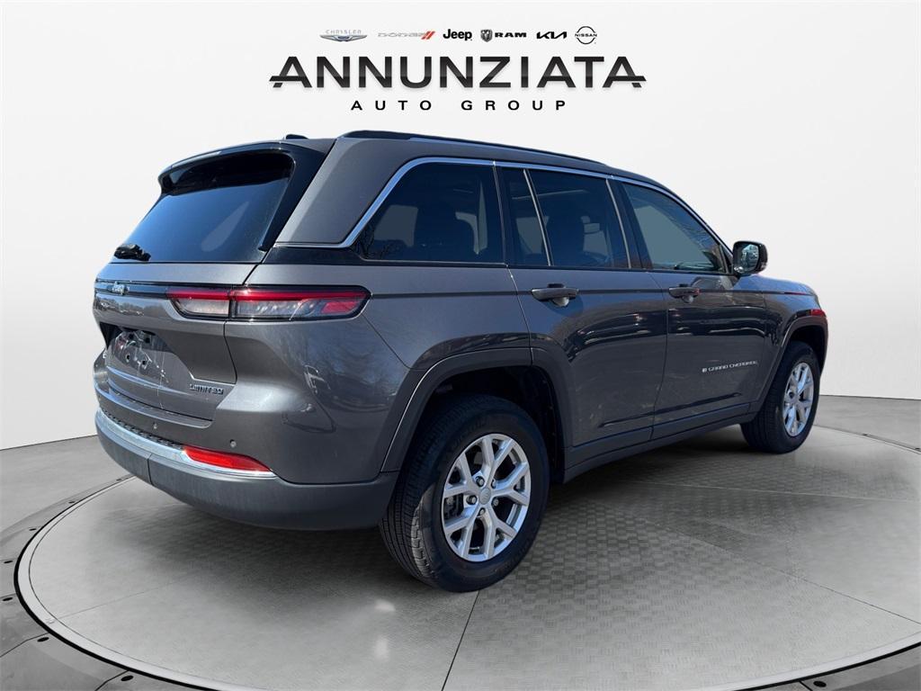 used 2022 Jeep Grand Cherokee car, priced at $34,999