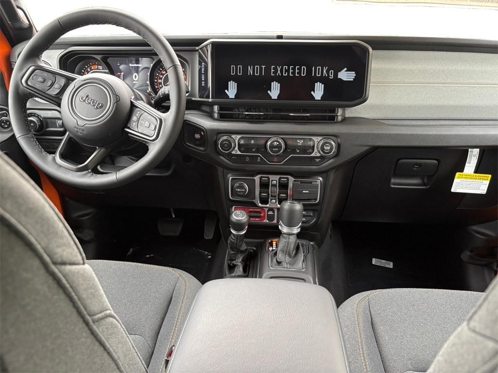 new 2025 Jeep Wrangler car, priced at $51,580