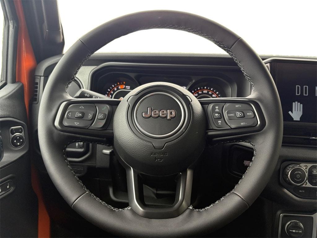 new 2025 Jeep Wrangler car, priced at $51,580