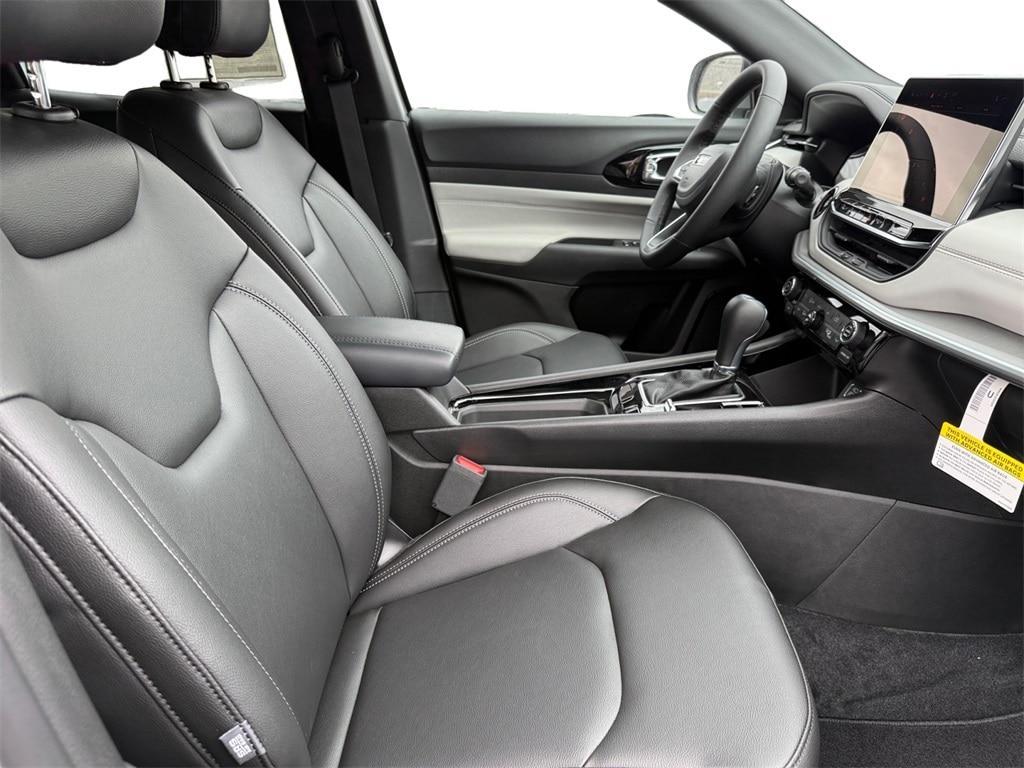 new 2025 Jeep Compass car, priced at $31,435