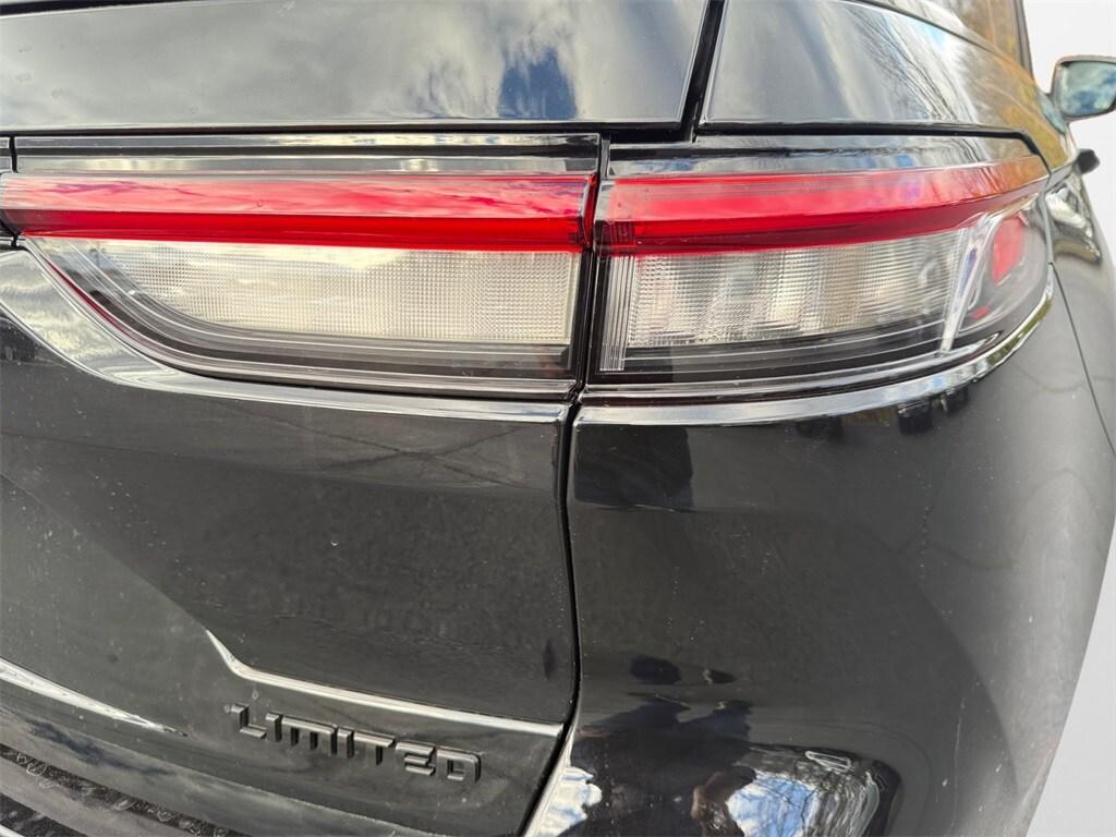 new 2025 Jeep Grand Cherokee car, priced at $51,910