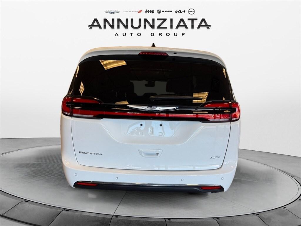 new 2025 Chrysler Pacifica car, priced at $47,315