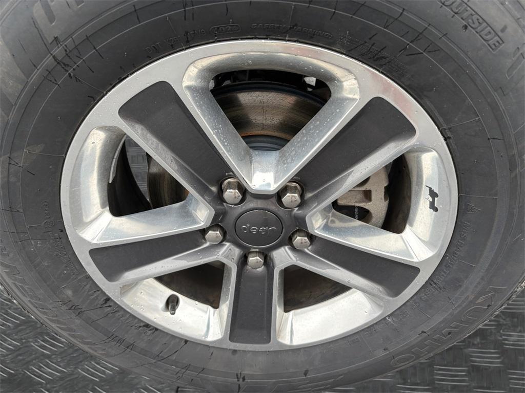 used 2020 Jeep Wrangler Unlimited car, priced at $31,999