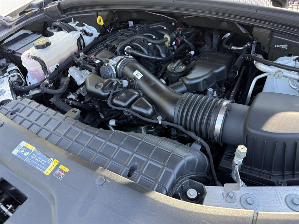 used 2022 Jeep Grand Cherokee L car, priced at $33,199