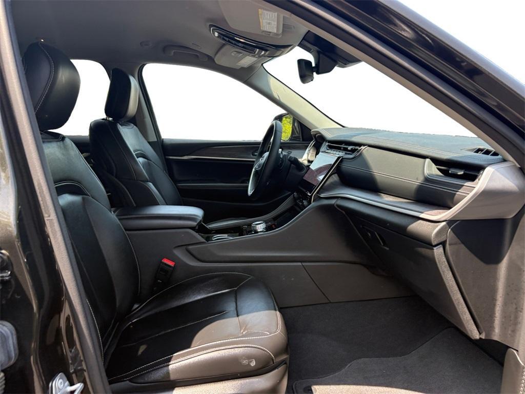 used 2022 Jeep Grand Cherokee L car, priced at $37,999