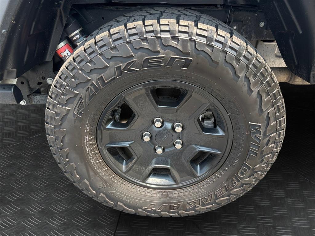 used 2023 Jeep Gladiator car, priced at $39,499