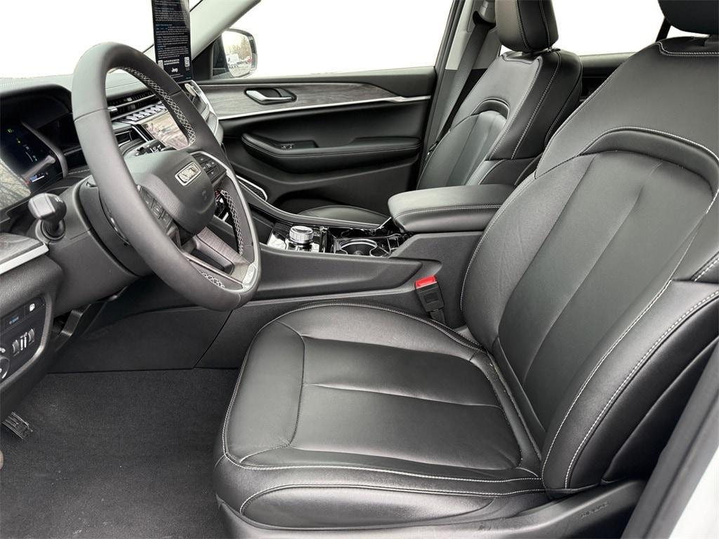 new 2022 Jeep Grand Cherokee 4xe car, priced at $49,655