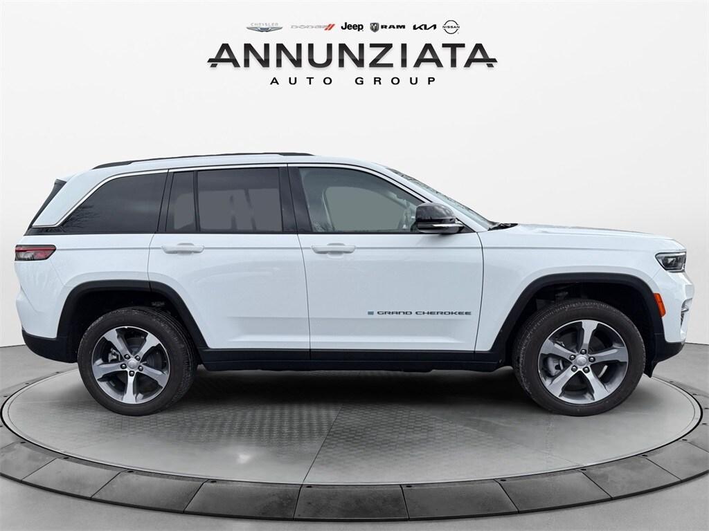 new 2022 Jeep Grand Cherokee 4xe car, priced at $49,655