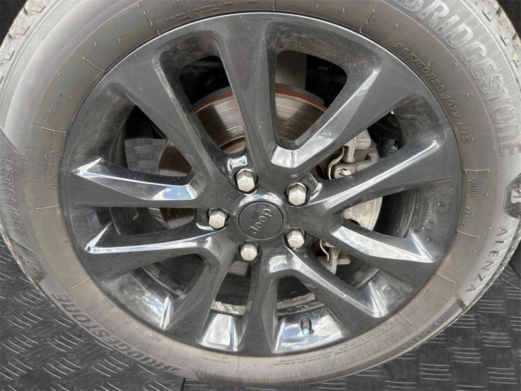 used 2020 Jeep Grand Cherokee car, priced at $28,500