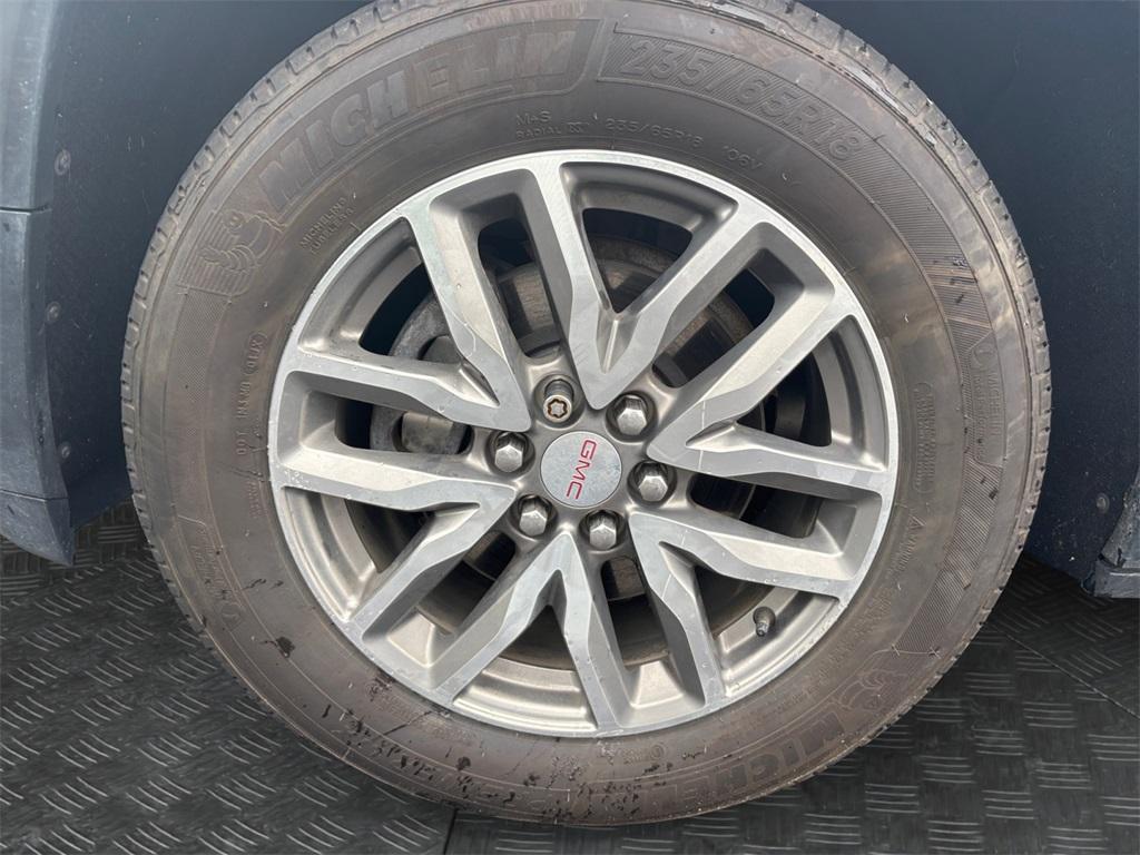 used 2019 GMC Acadia car, priced at $22,495