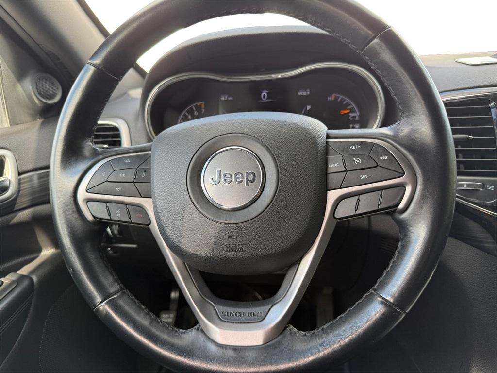 used 2021 Jeep Grand Cherokee car, priced at $25,179