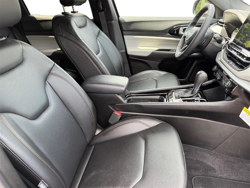 used 2024 Jeep Compass car, priced at $27,999