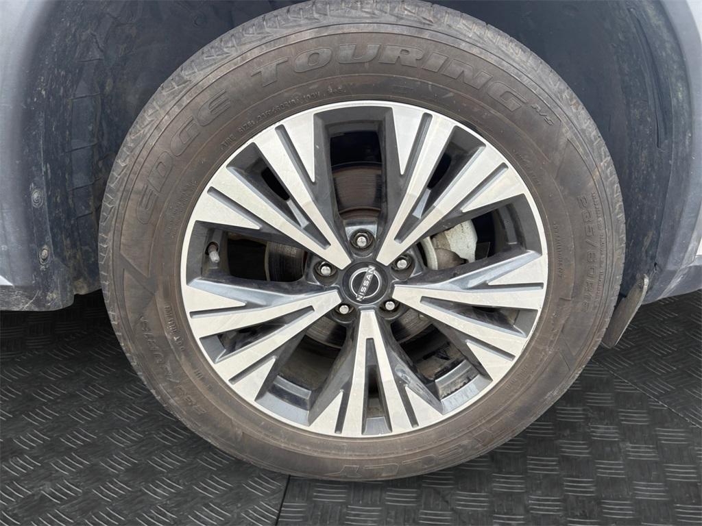 used 2022 Nissan Rogue car, priced at $21,999