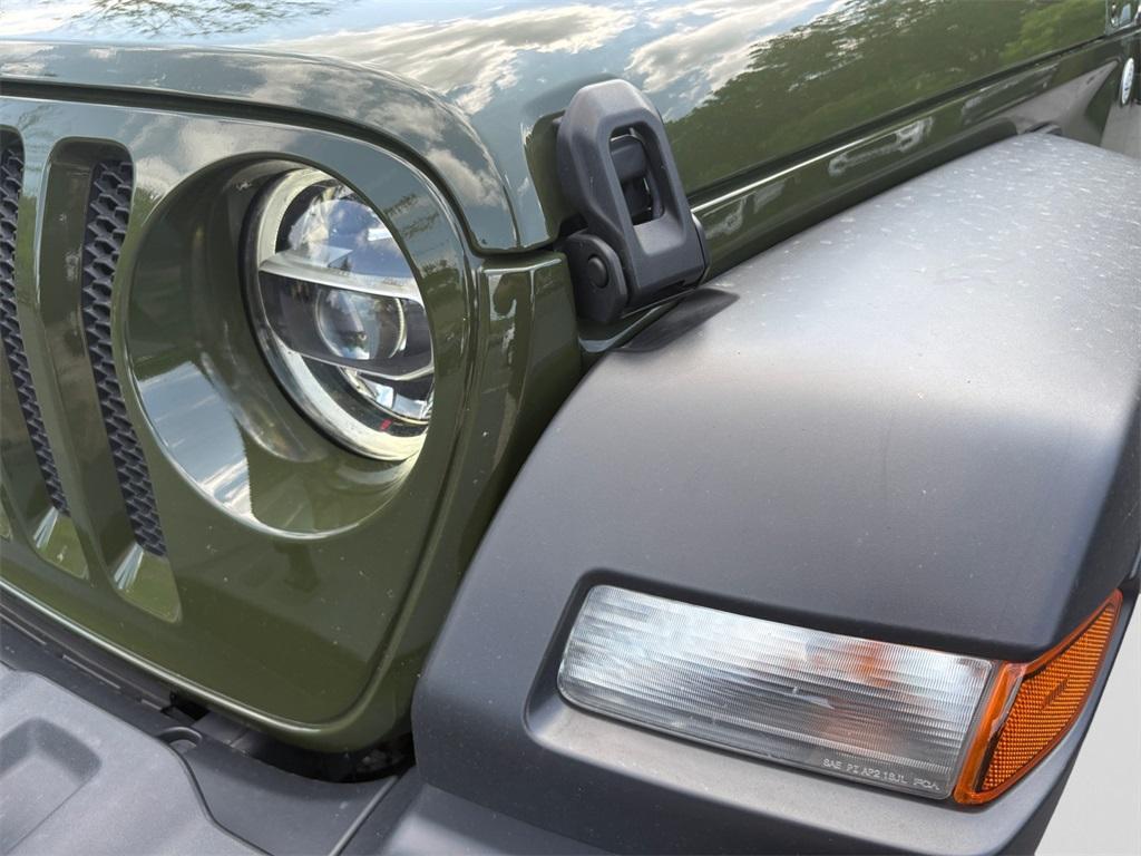 used 2021 Jeep Wrangler Unlimited car, priced at $32,299