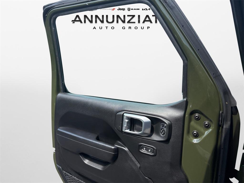 used 2021 Jeep Wrangler Unlimited car, priced at $32,299