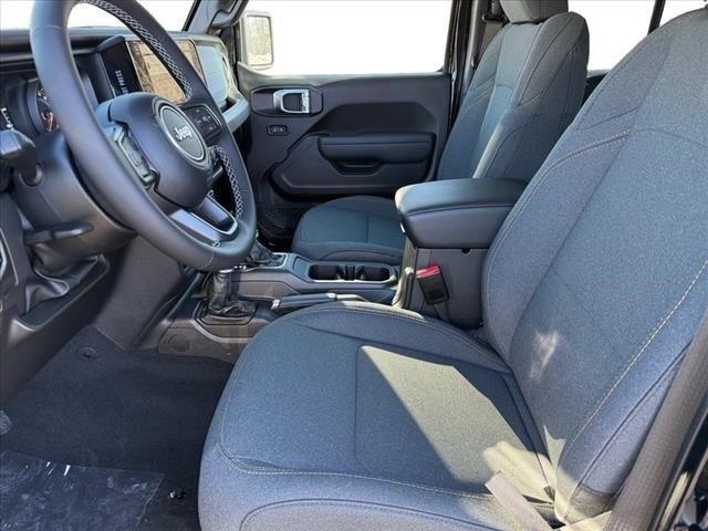 new 2025 Jeep Wrangler car, priced at $48,081