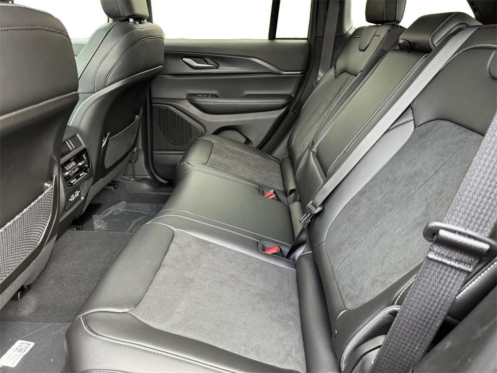 new 2025 Jeep Grand Cherokee car, priced at $43,510