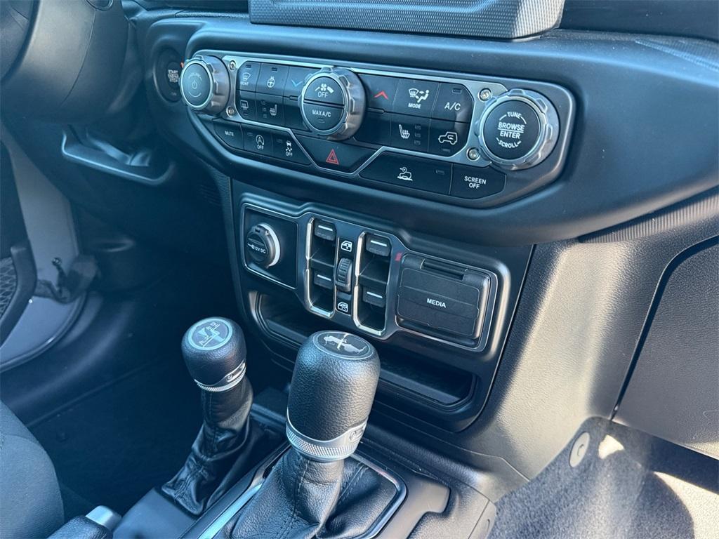 used 2022 Jeep Wrangler Unlimited car, priced at $28,099