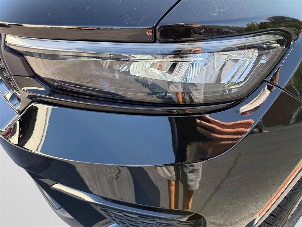 new 2025 Jeep Grand Cherokee car, priced at $46,985