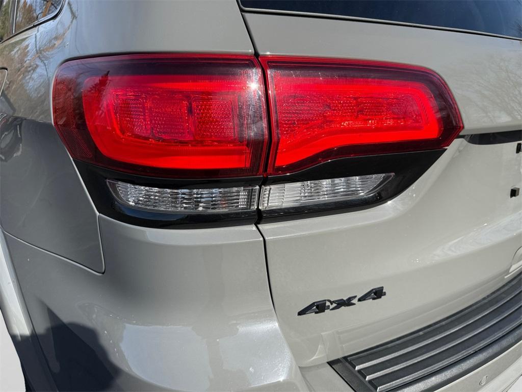 used 2022 Jeep Grand Cherokee WK car, priced at $27,999