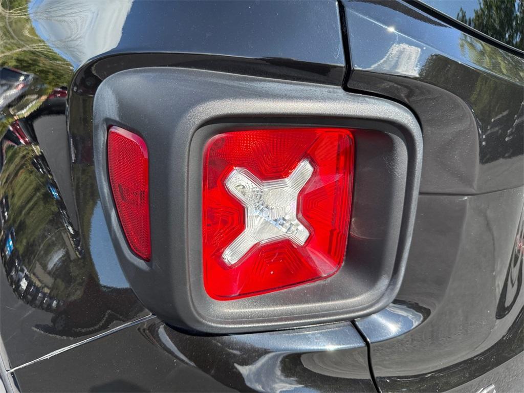 used 2021 Jeep Renegade car, priced at $20,999