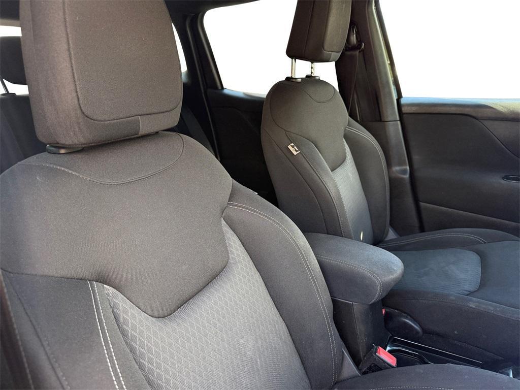 used 2021 Jeep Renegade car, priced at $20,999