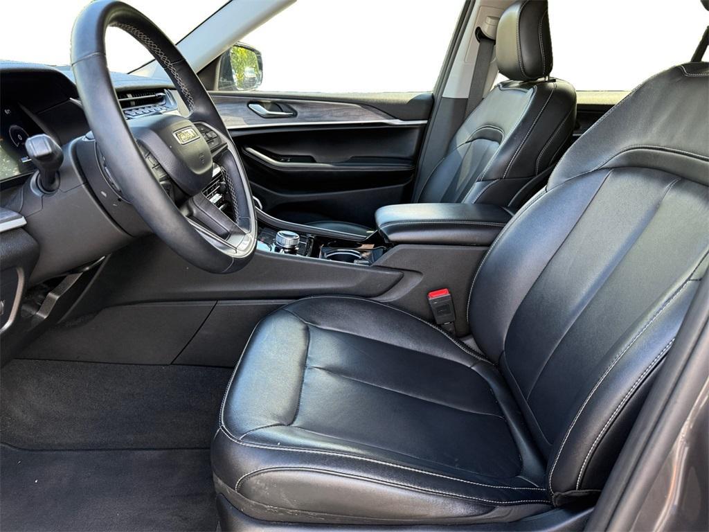 used 2021 Jeep Grand Cherokee L car, priced at $32,599