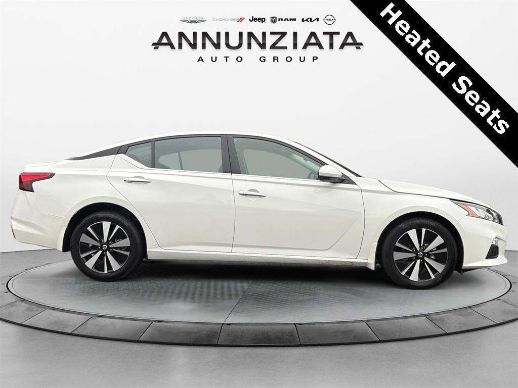 used 2022 Nissan Altima car, priced at $19,999