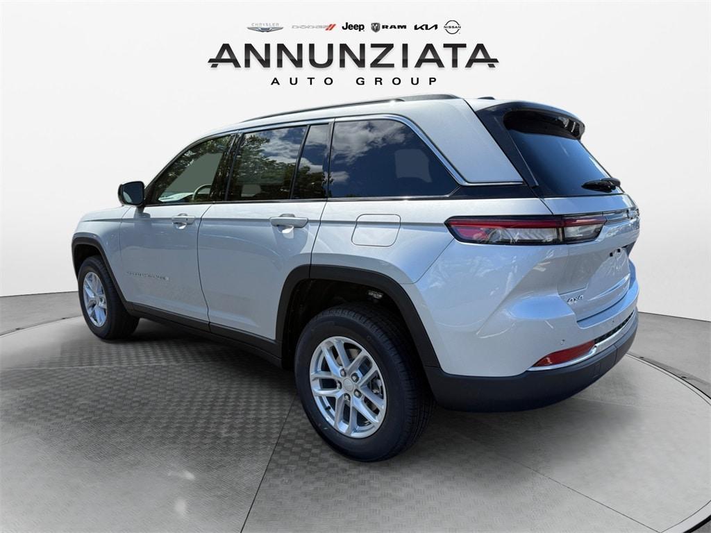 new 2025 Jeep Grand Cherokee car, priced at $42,920