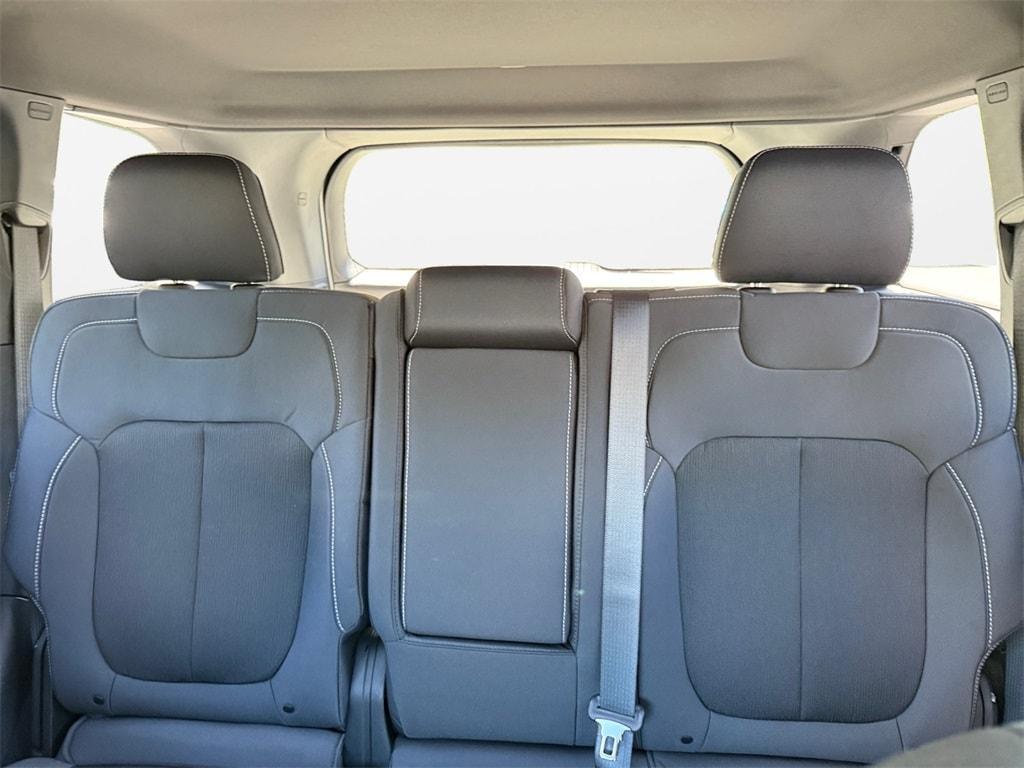 new 2025 Jeep Grand Cherokee car, priced at $42,920